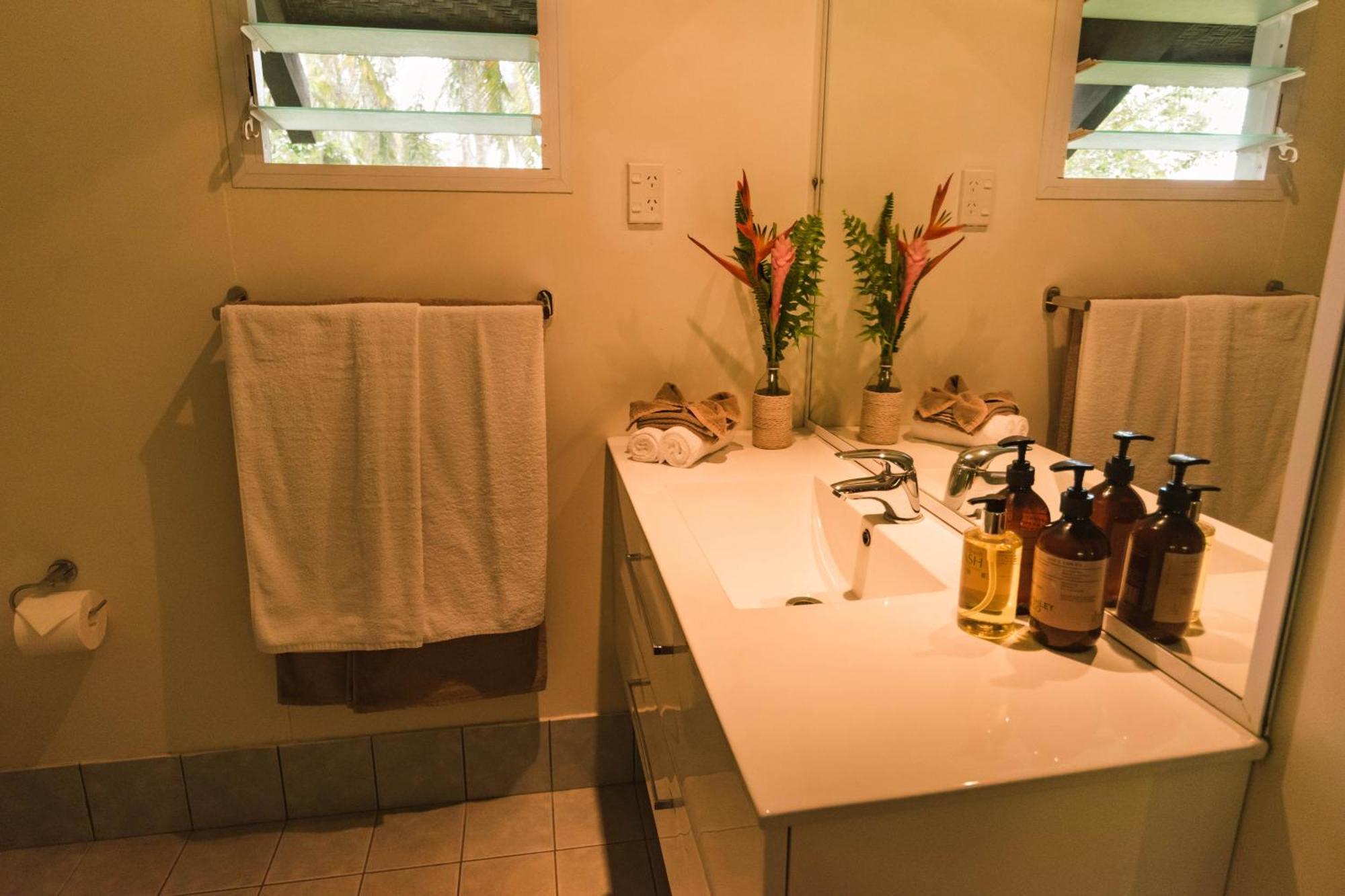 Hotel Ikurangi Eco Retreat à Rarotonga Extérieur photo
